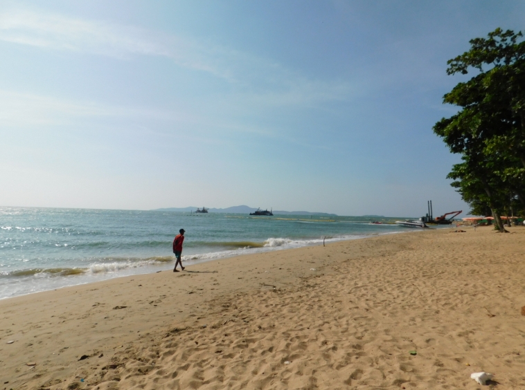 beach-at-grand-condotel