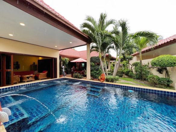 Pool Villa in Baan Balina 1