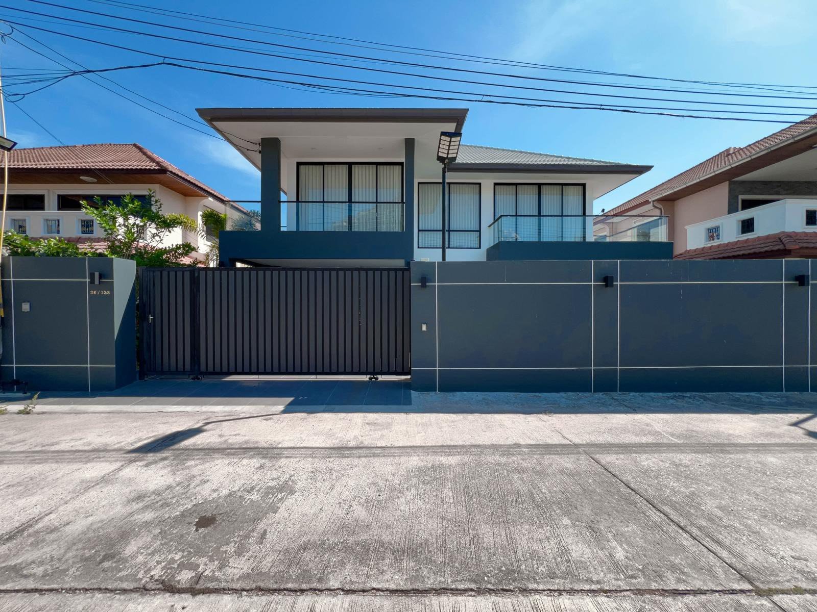 615807121_4058007094450359_7815214845485901144_n