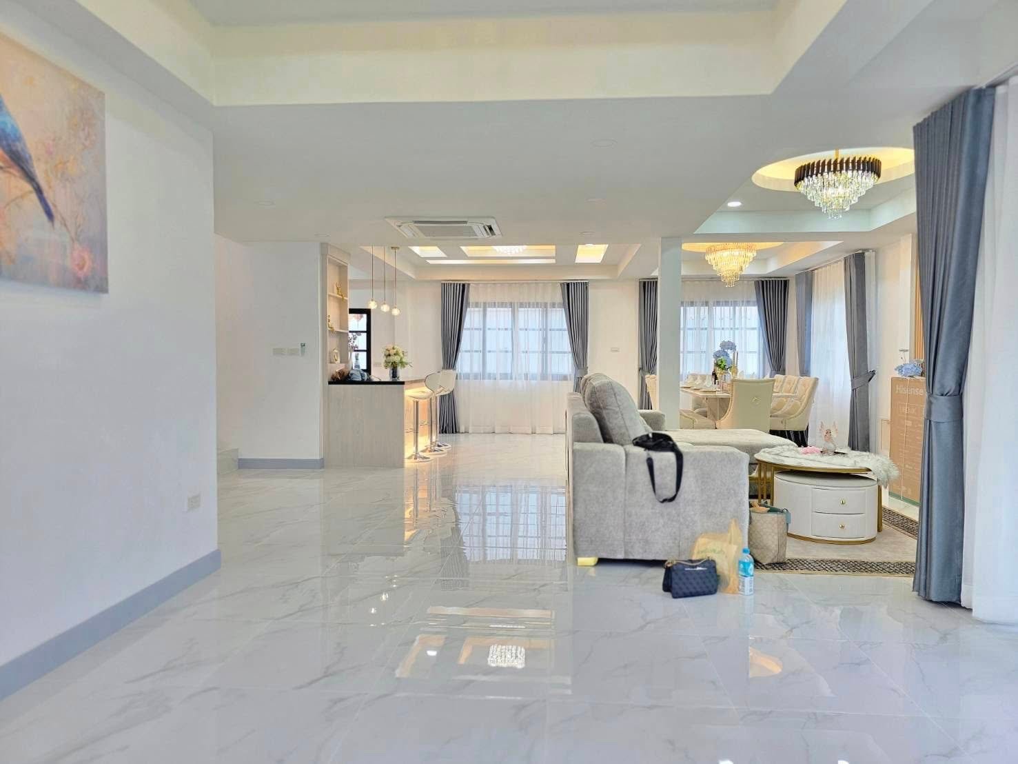 657102980_35564236333175310_7871281236907018405_n