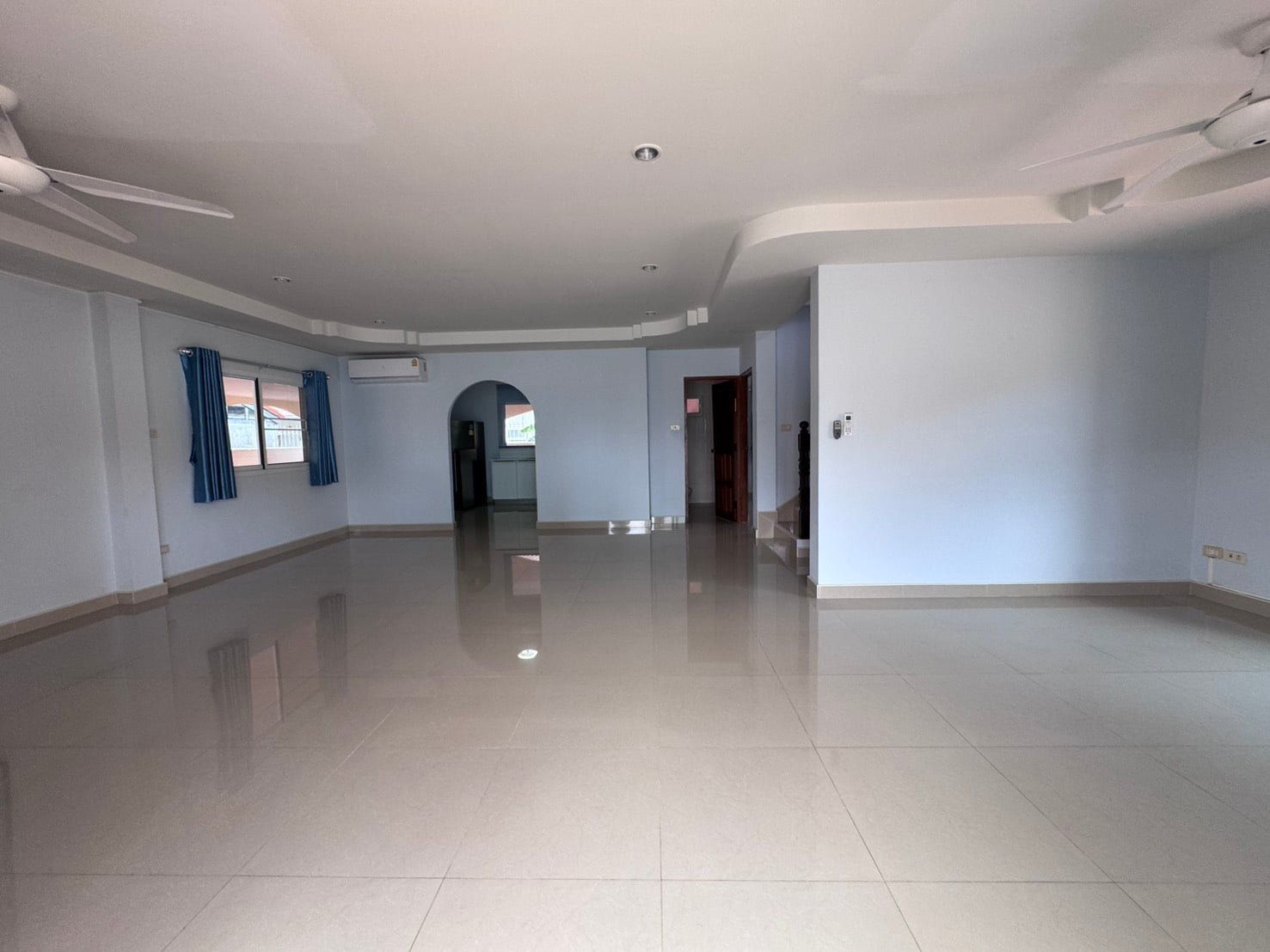 Royal-View-Village-Sale-Rent (37)