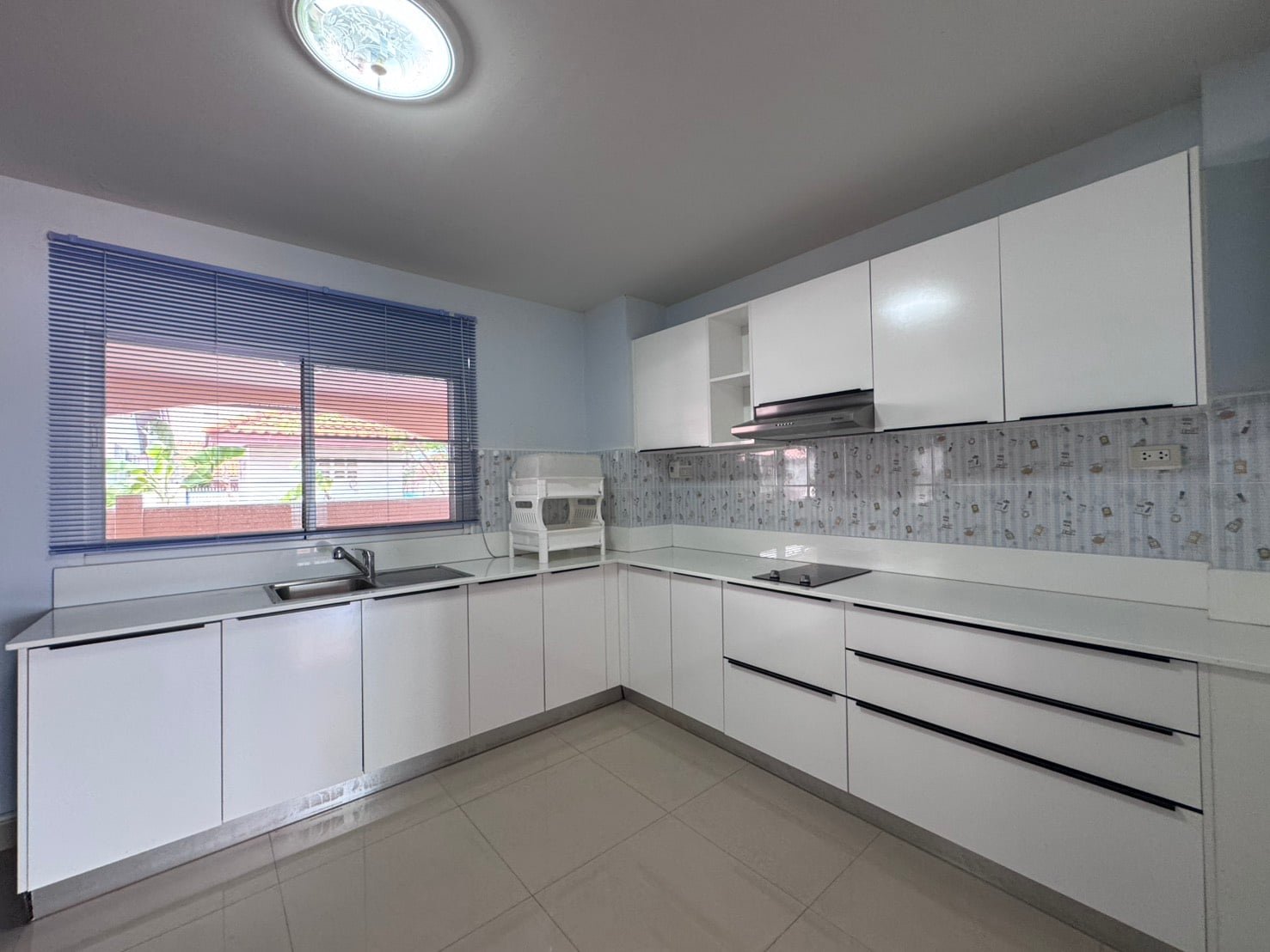 Royal-View-Village-Sale-Rent (52)