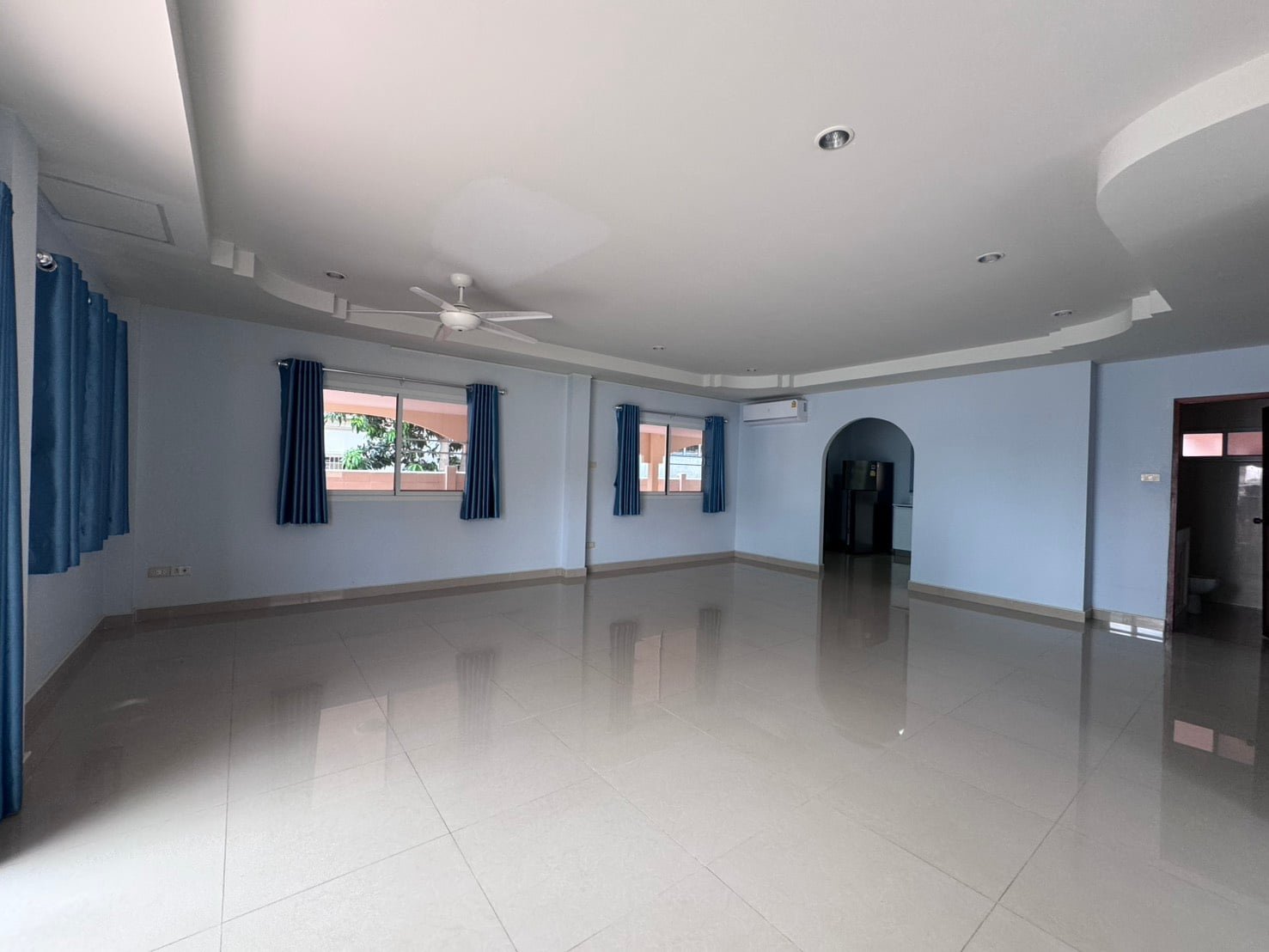 Royal-View-Village-Sale-Rent (57)