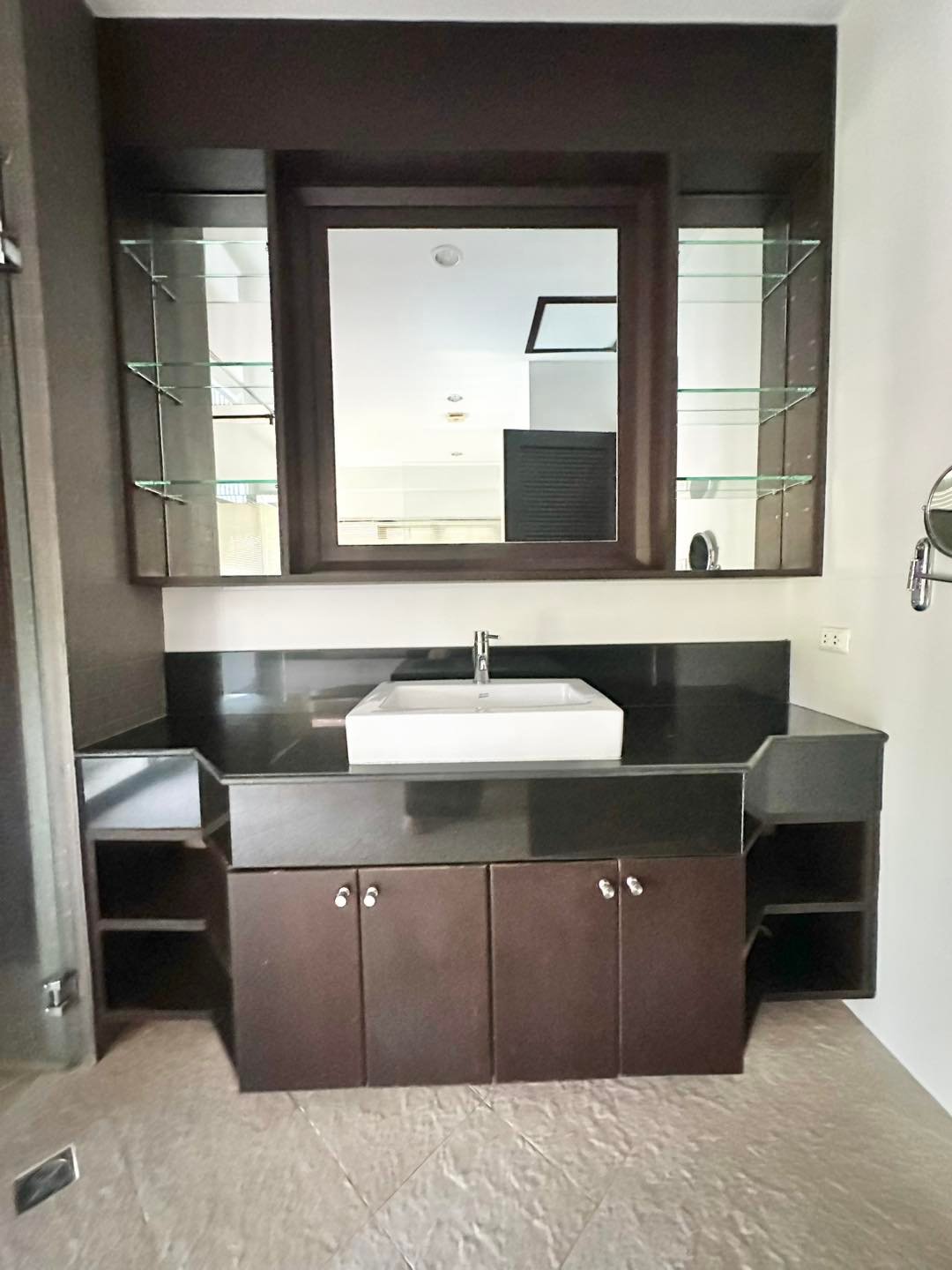 629322975_1585007566071459_258956546732981474_n