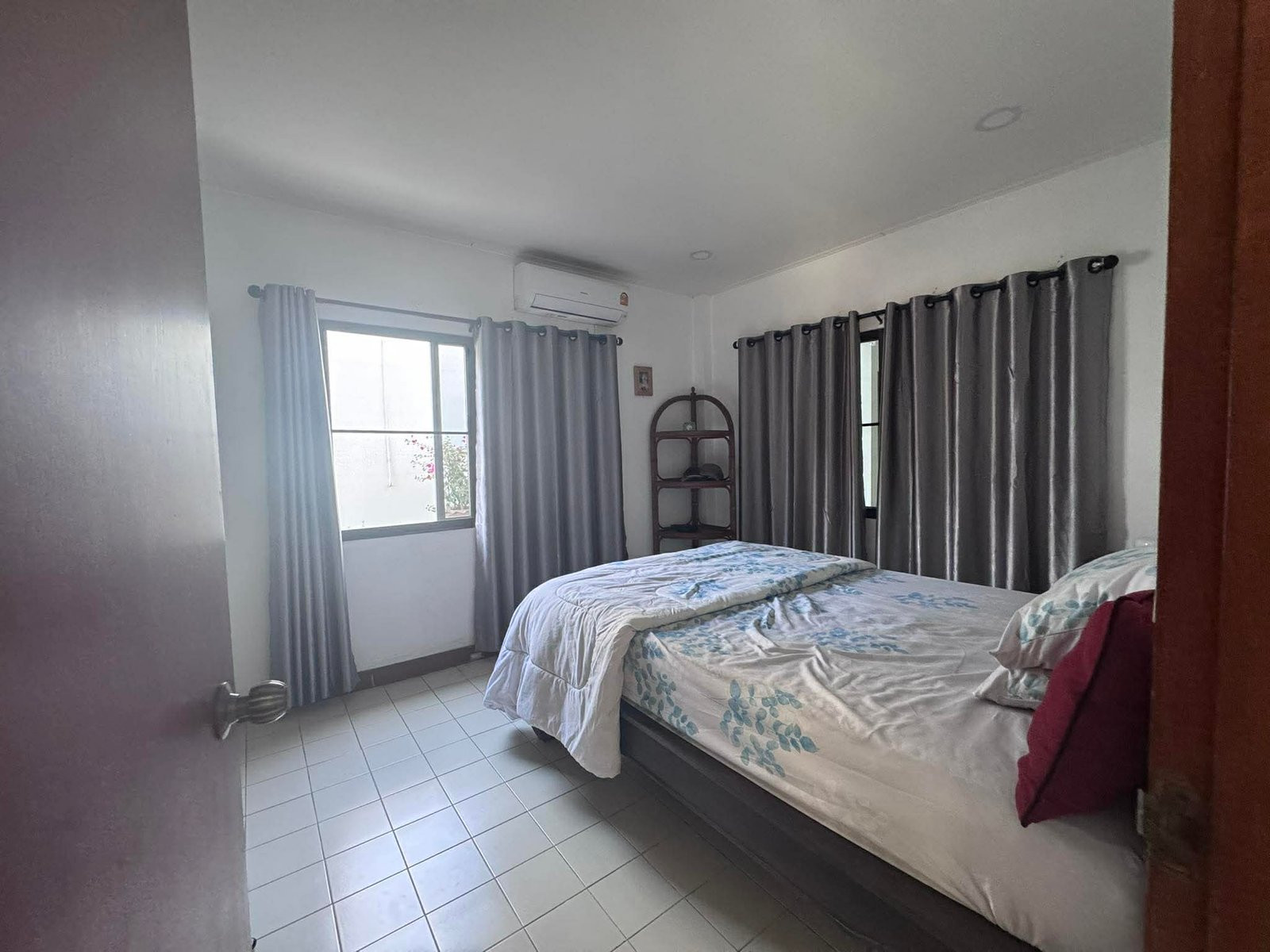 668110996_2007696446479151_6898021323237387140_n