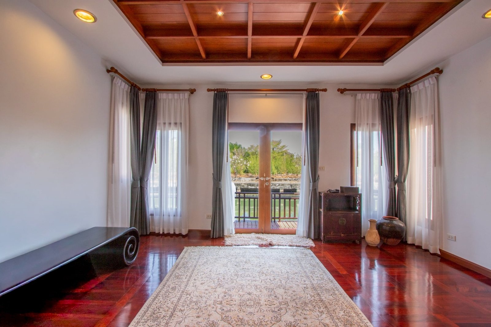 e4c92aa1-af1e-48d9-a1d0-d105860a1c3d