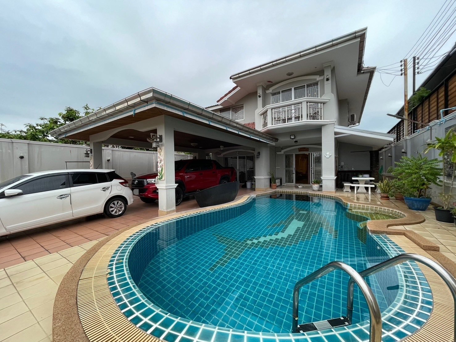 Jomtien Pool Villa