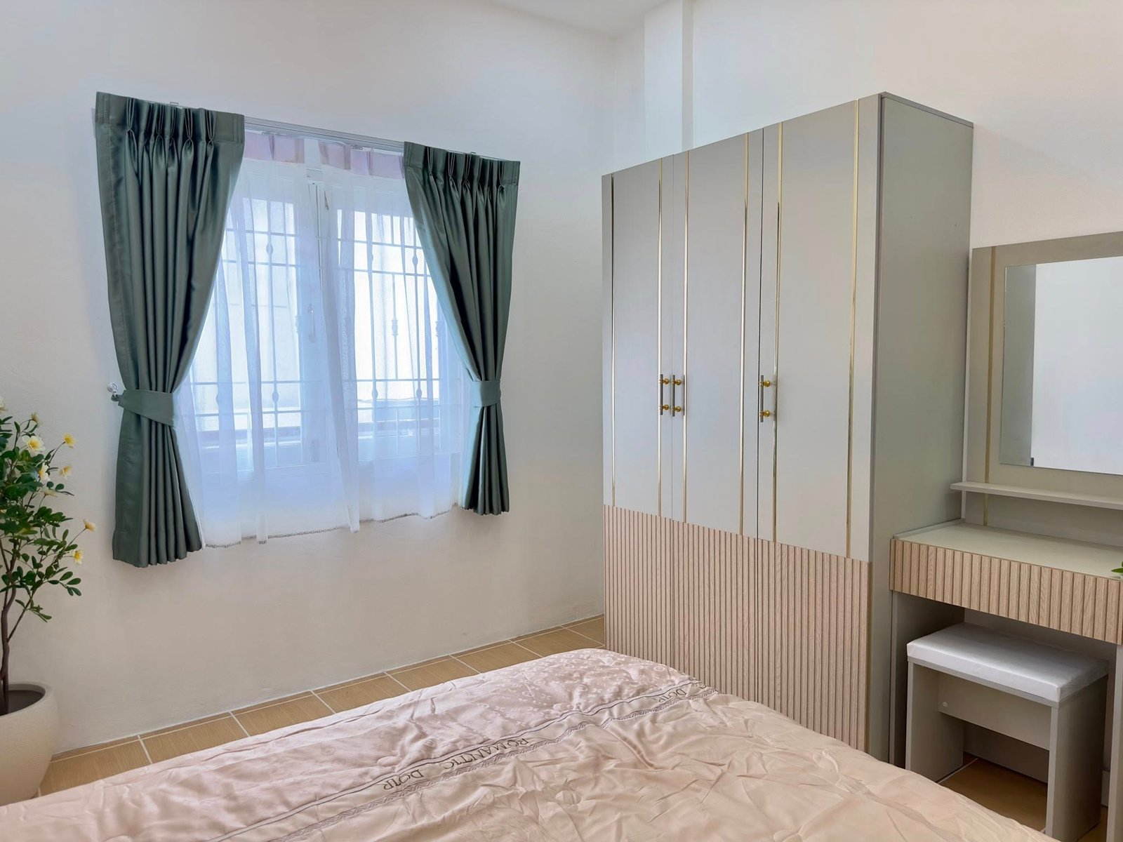 Chawala Village Townhome (1)