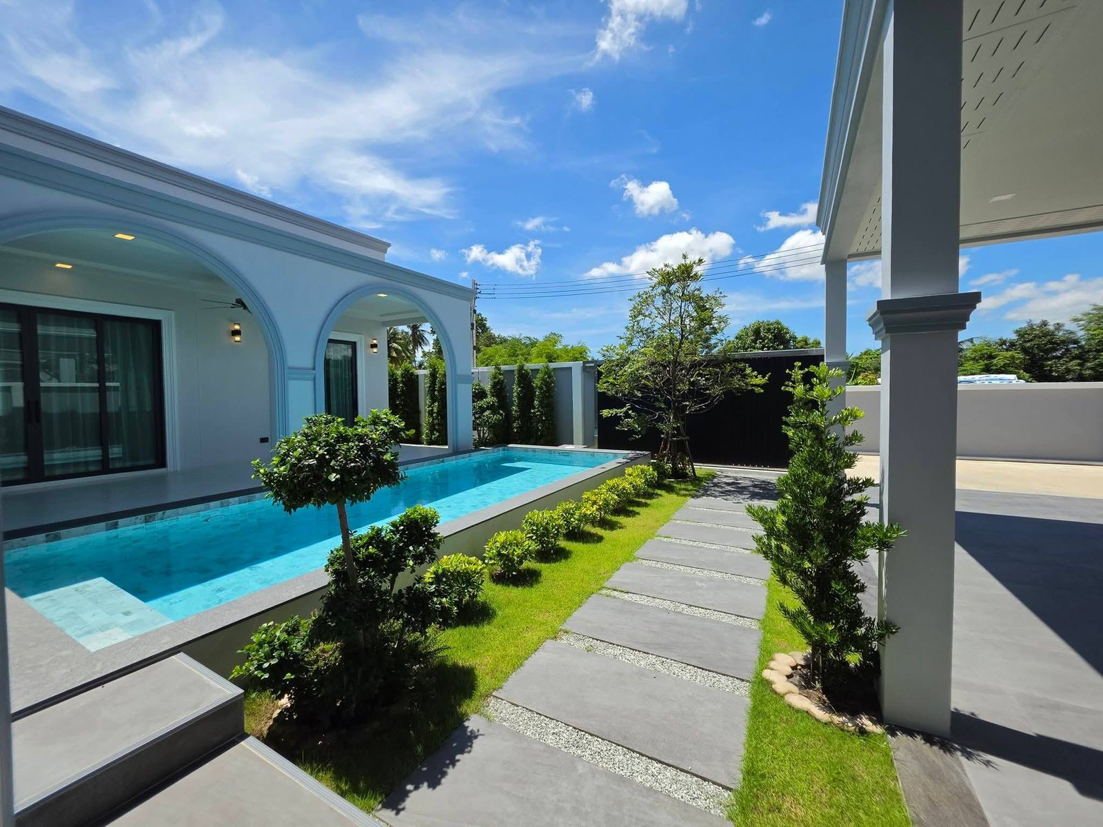 Pool Villa (1)