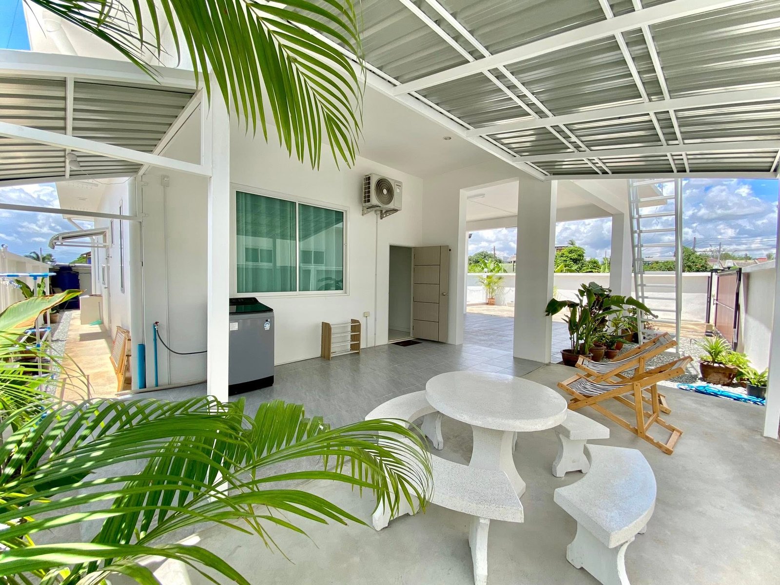 Pool Villa Mabprachan (22)