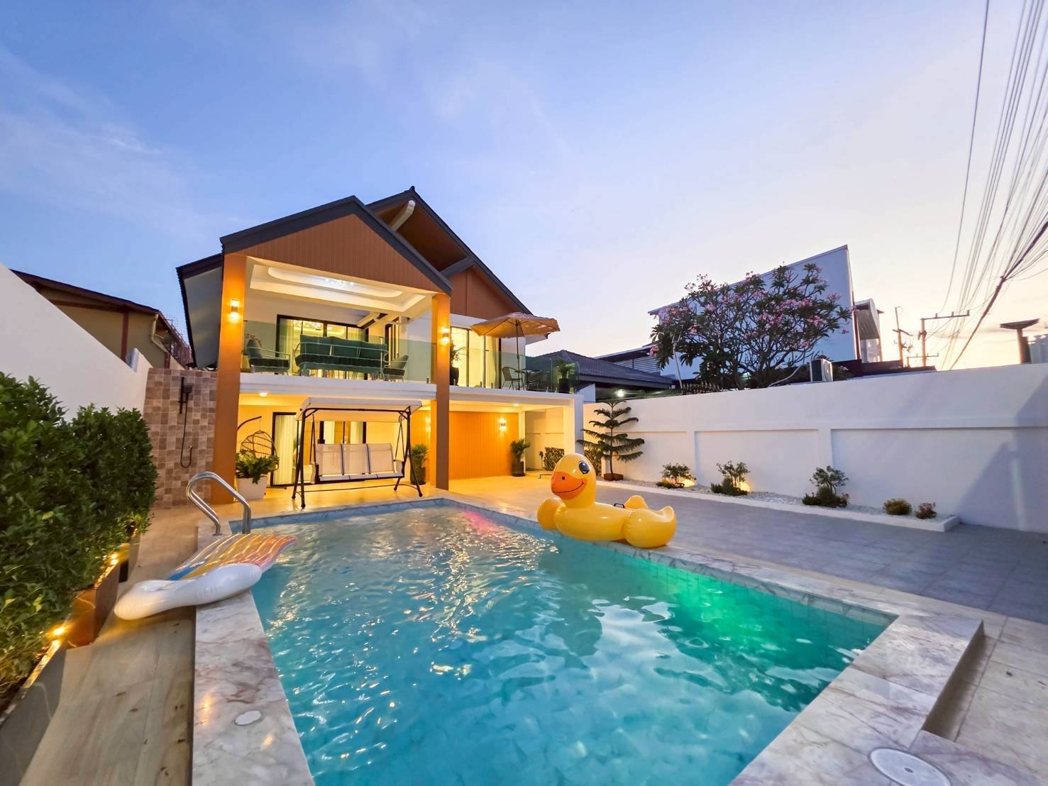 Private Pool Villa South Pattaya (2)