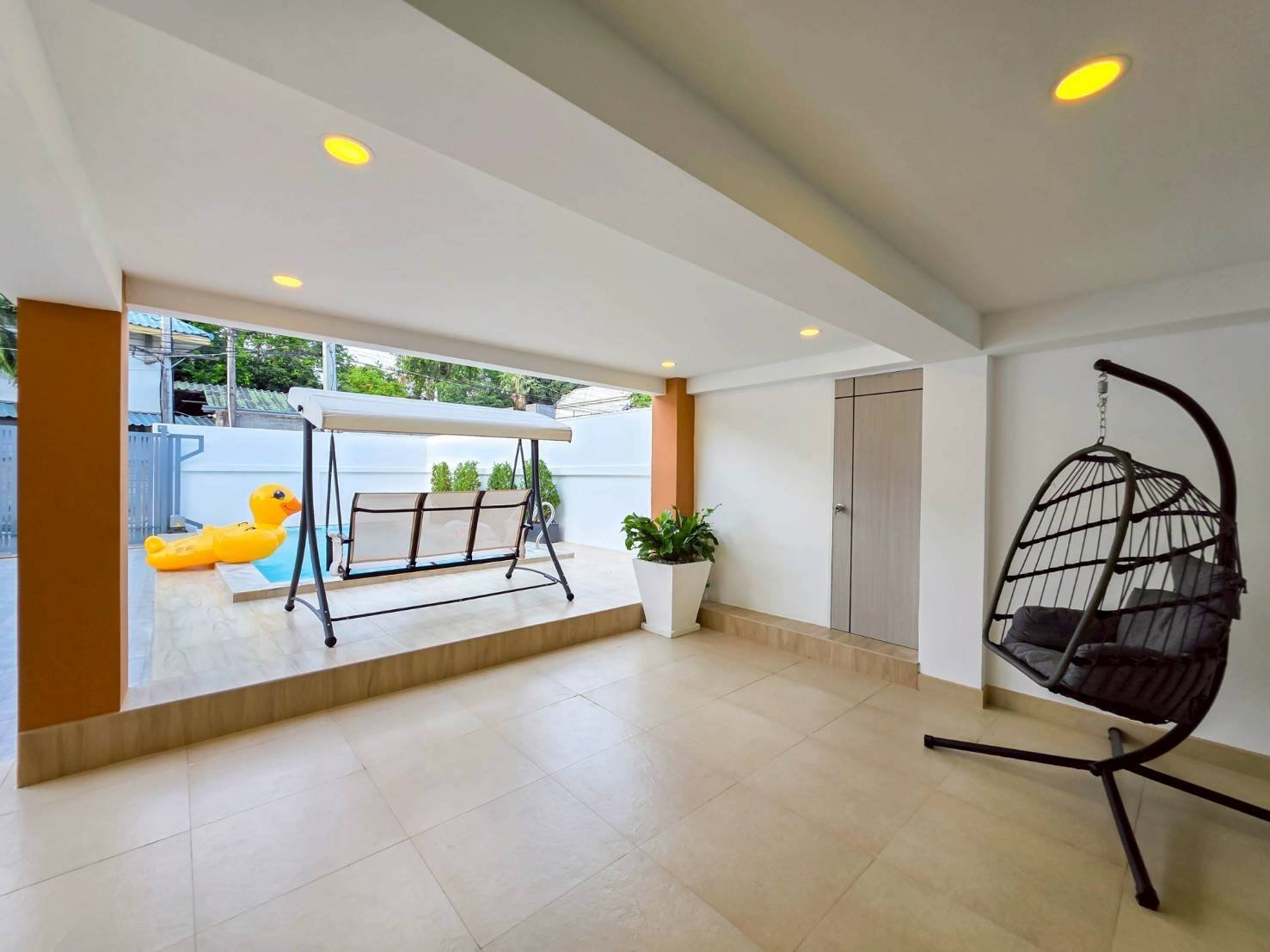 Private Pool Villa South Pattaya (7)