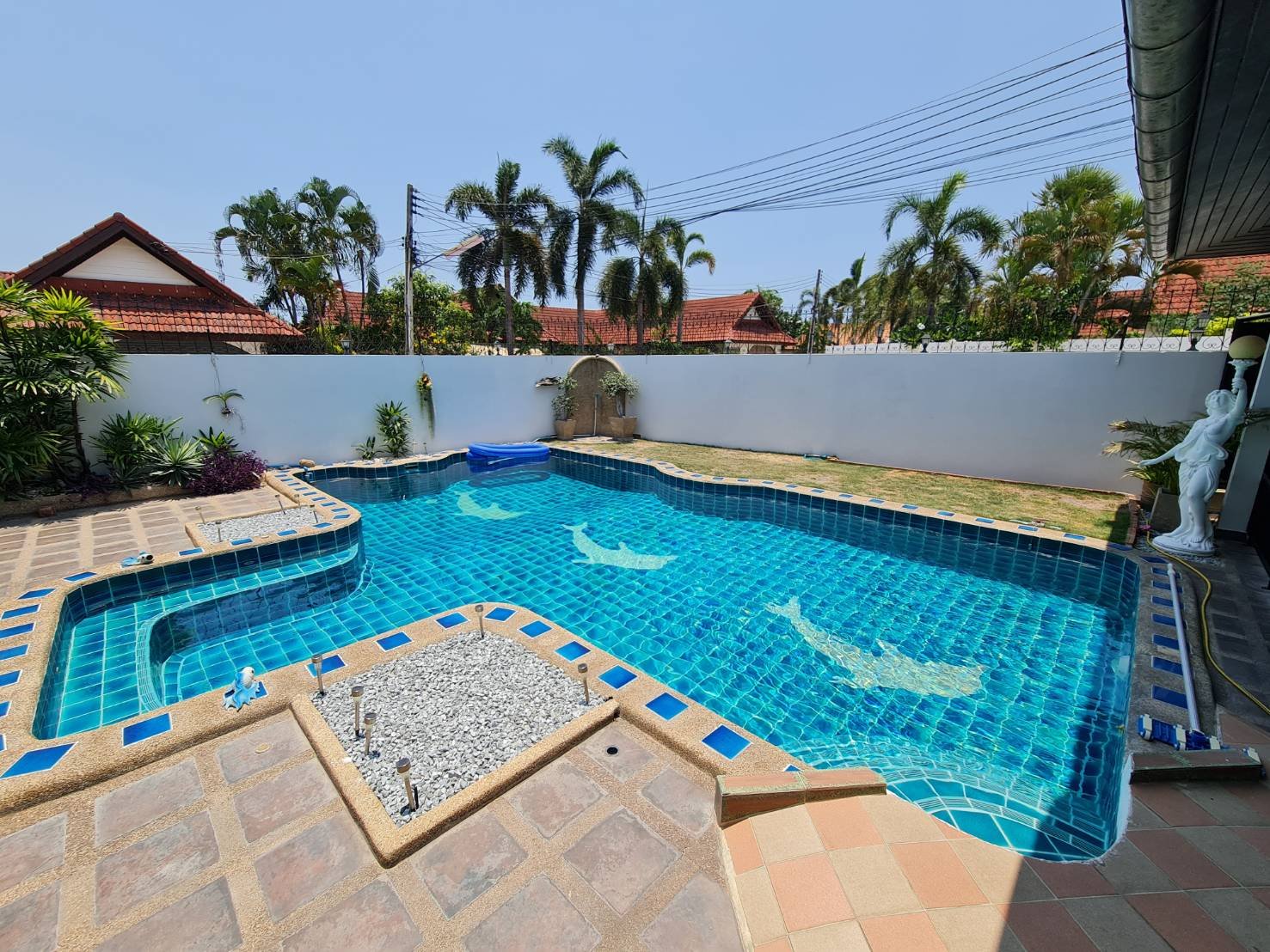 Nirvana-Pool-Villa-1-2