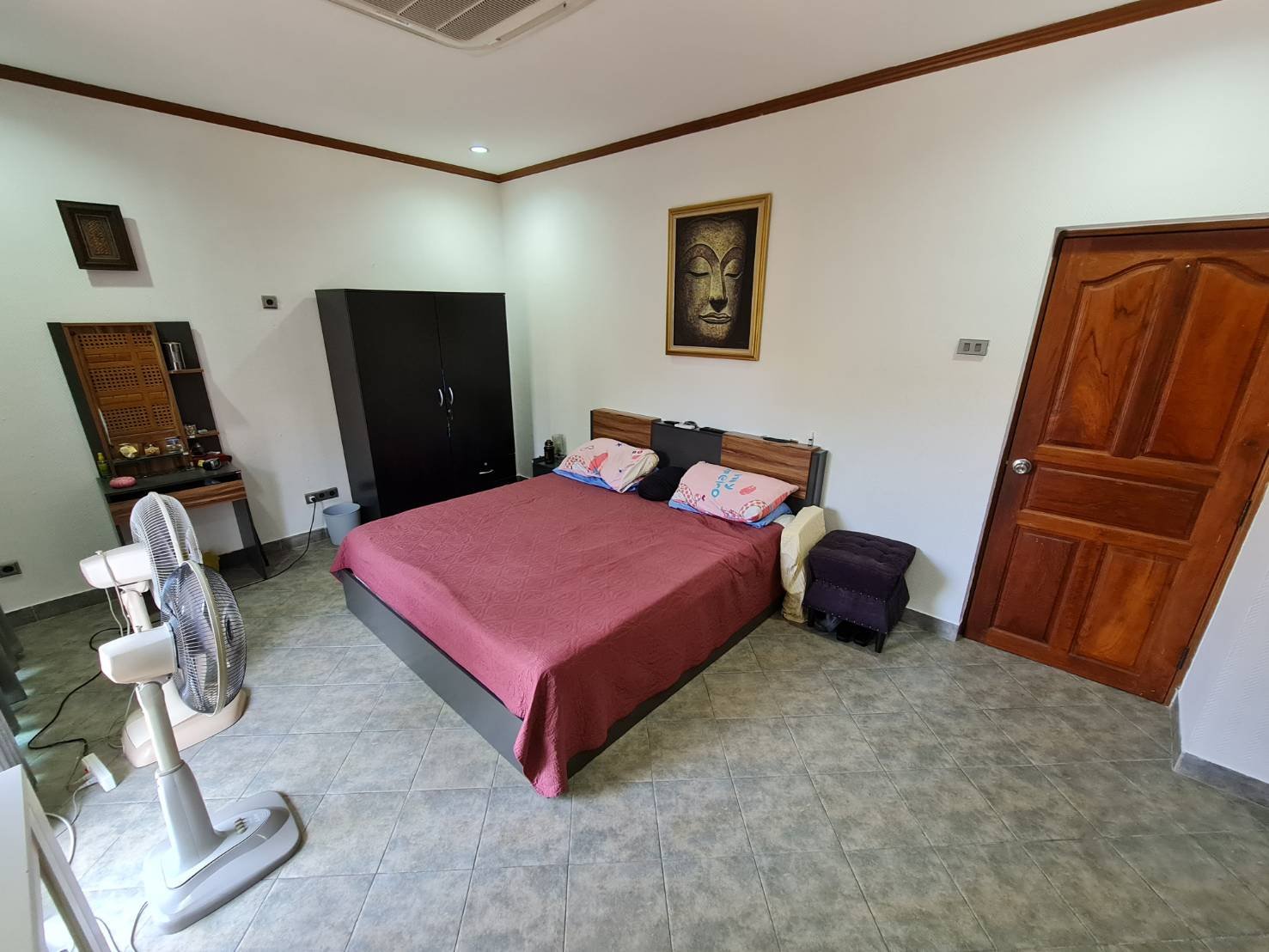 Nirvana-Pool-Villa-1-Living-22