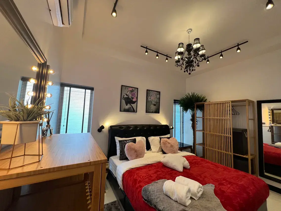 ART Pool Villa (10)