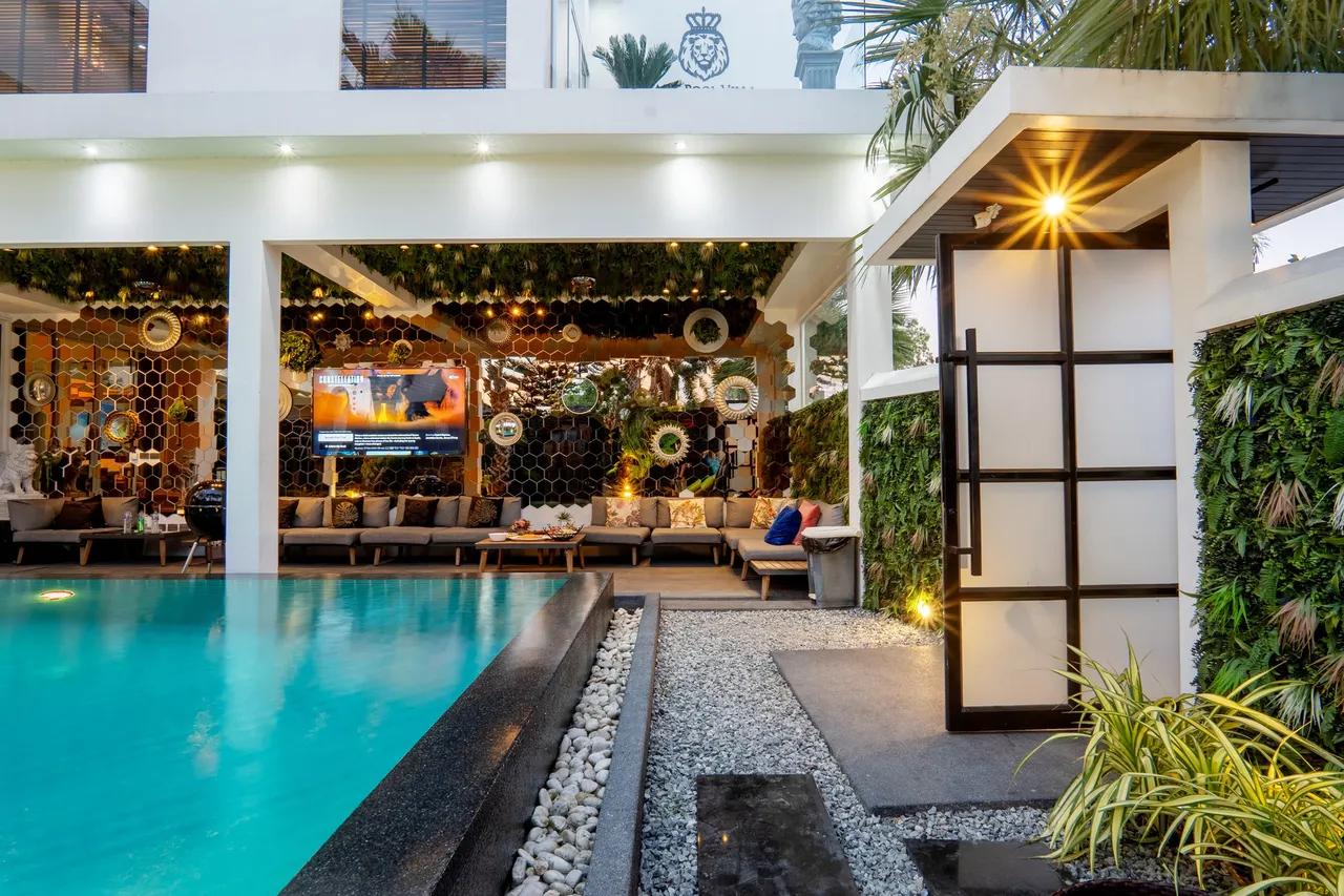 ART Pool Villa (12)