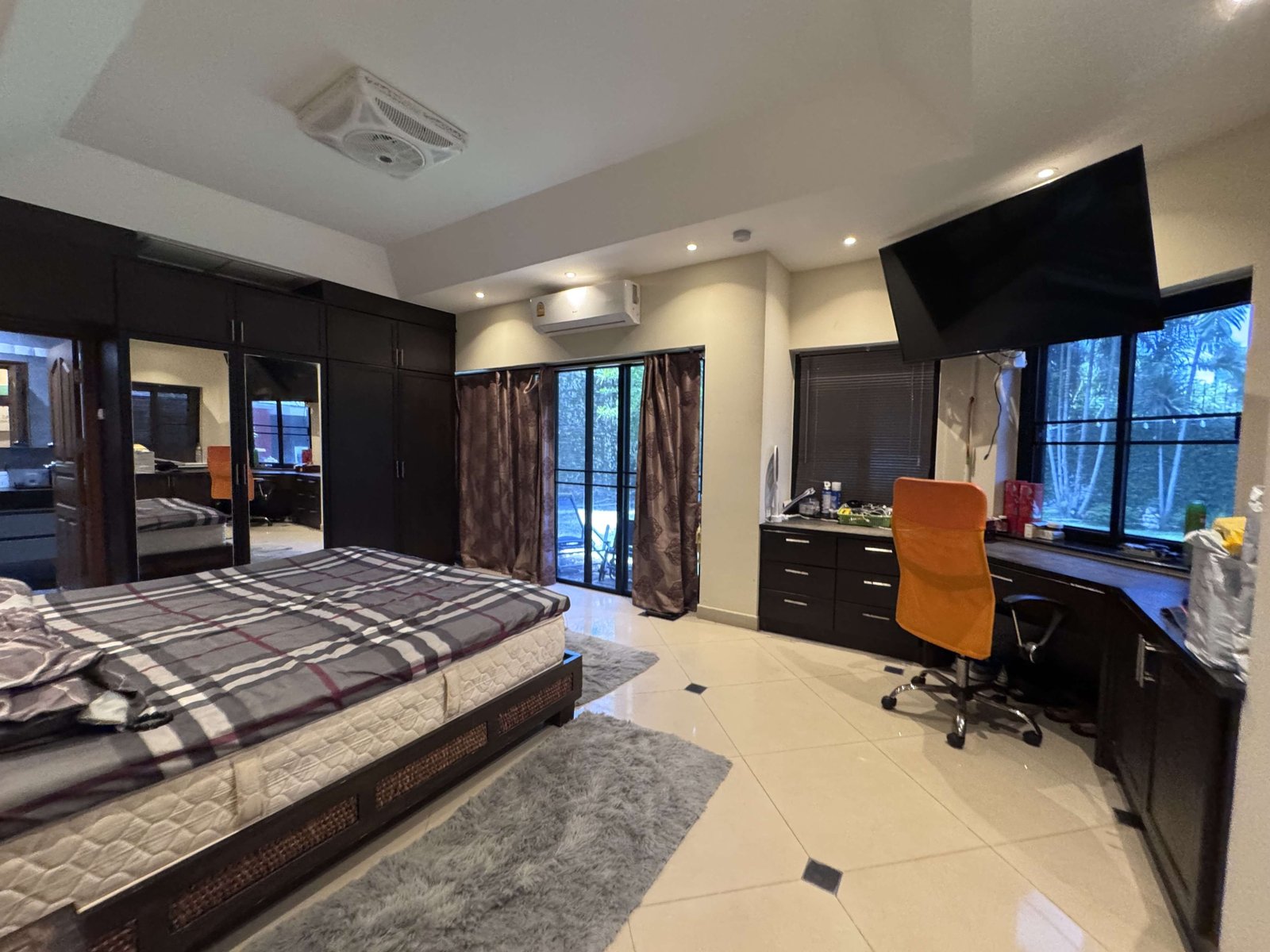 Bedroom4-photo1