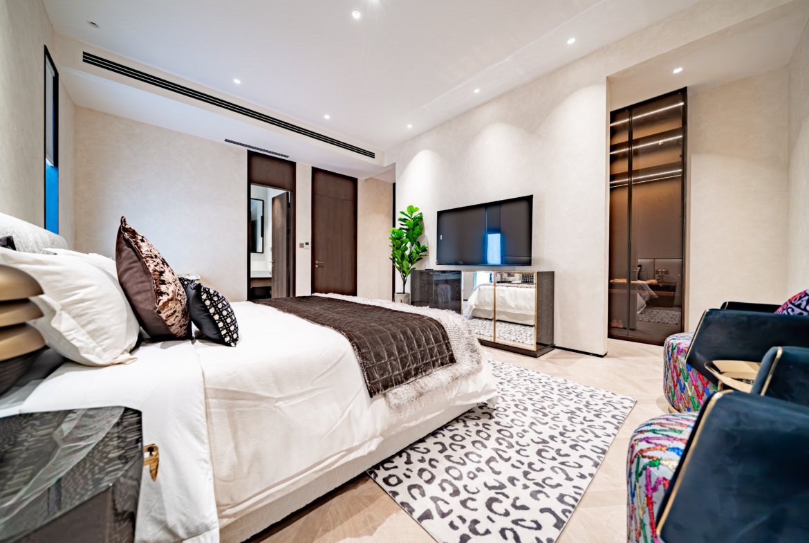 1170