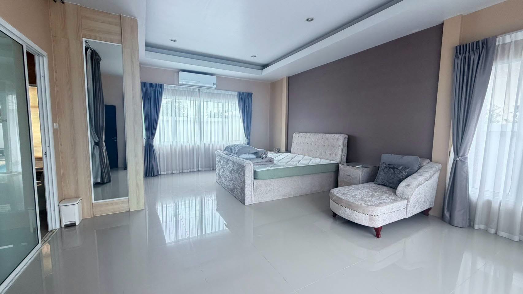 Baan-Piammongkol-9