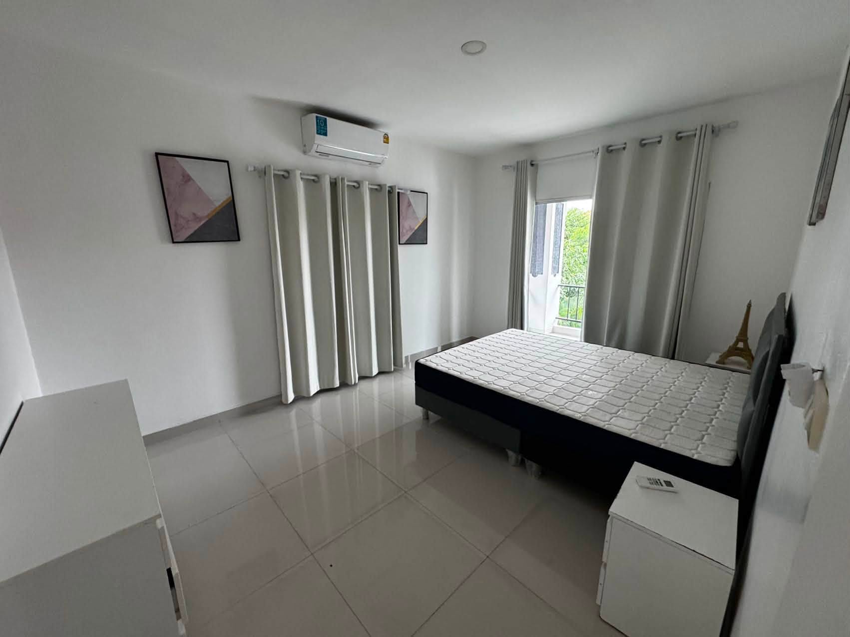 Grand-t.w.-home-2-photo-11