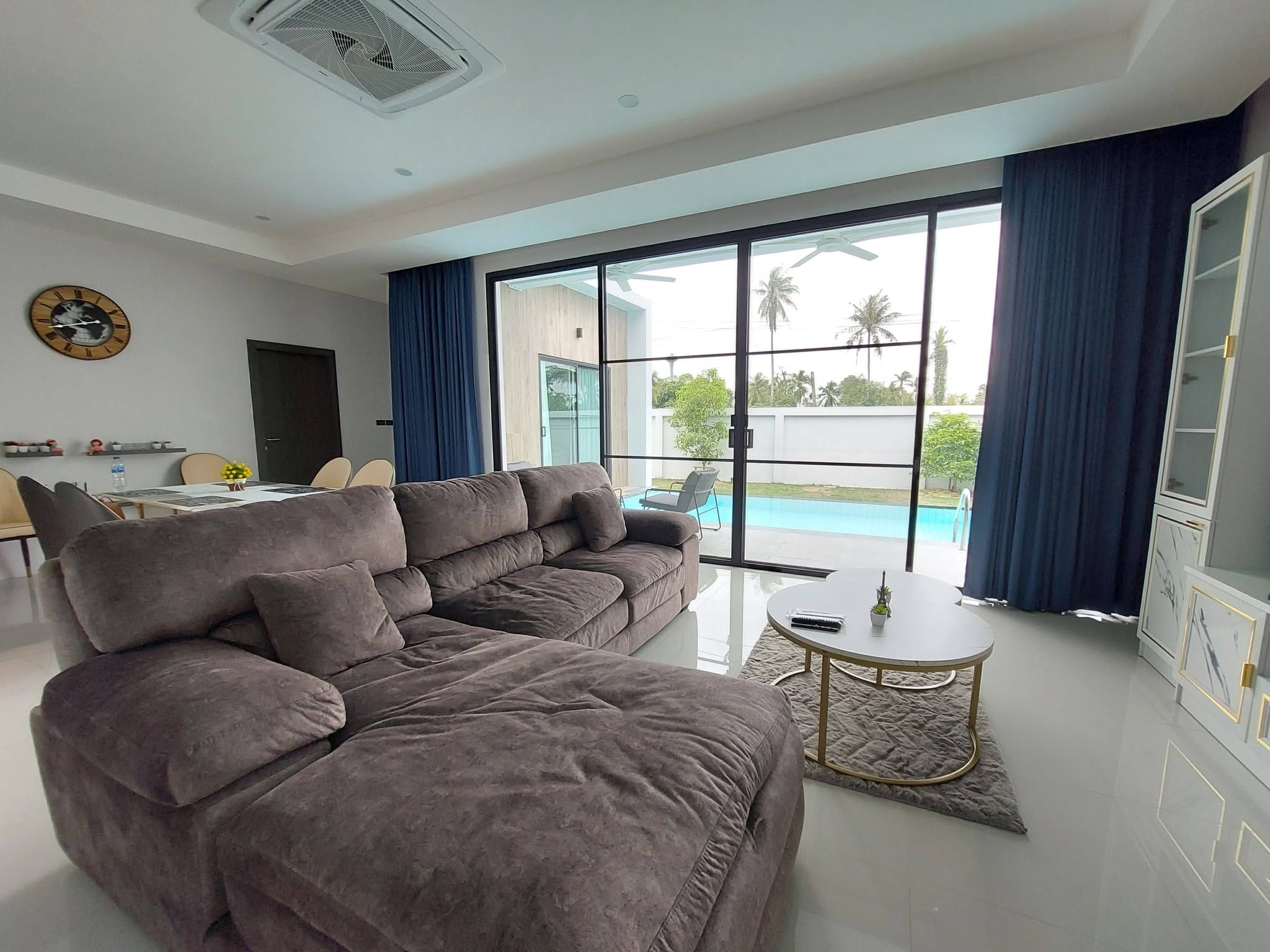Hivery-Pool-Villa-2-photo-2