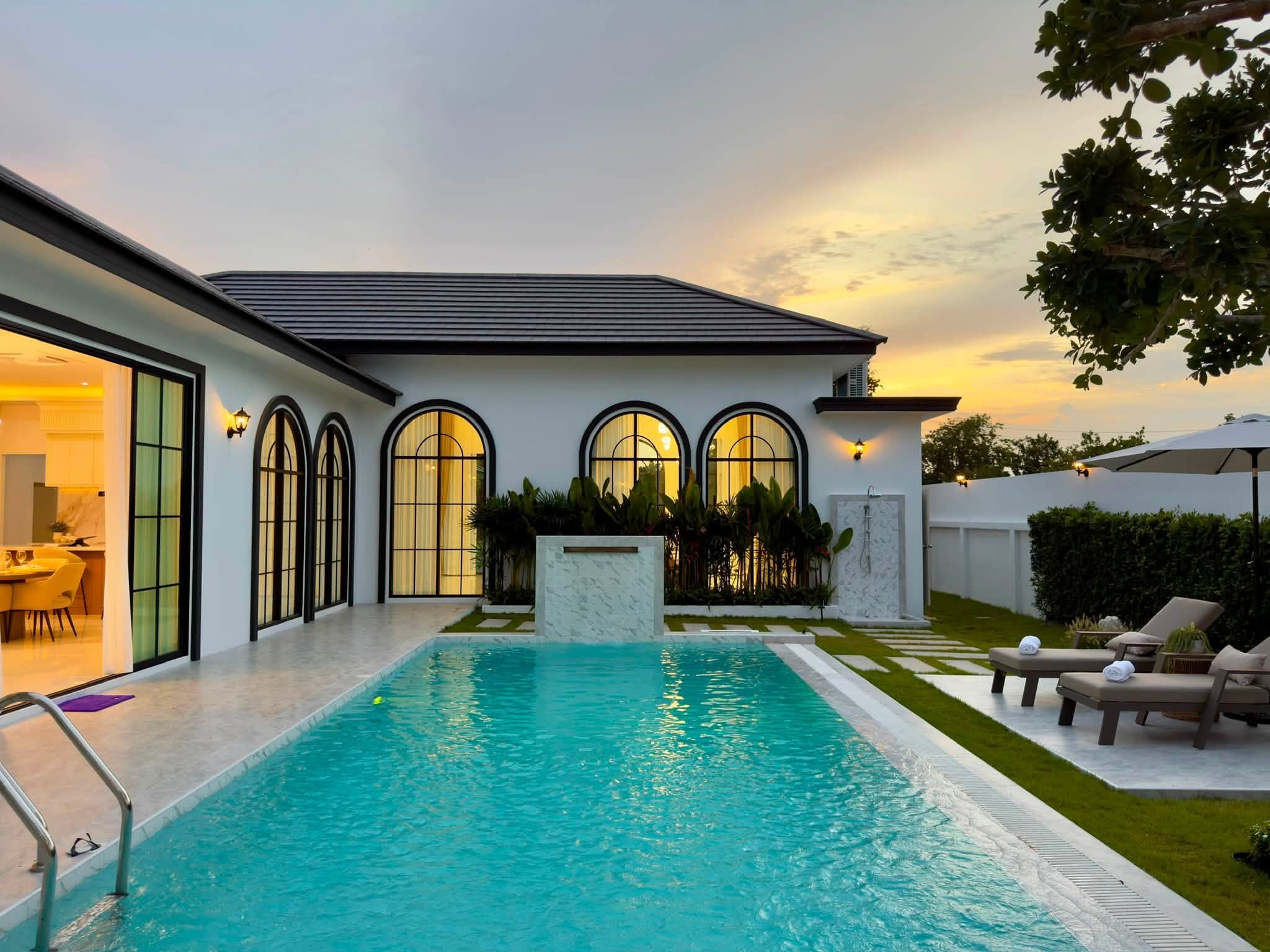 Luxury-Pool-Villa-1rai-25