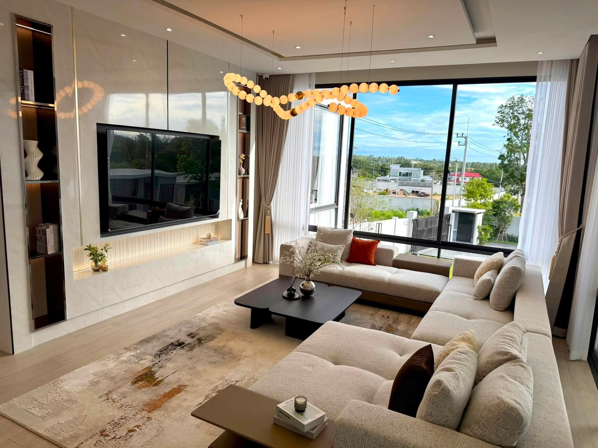 Pool-Villa-Pong-Mabrachan-Luxury-19