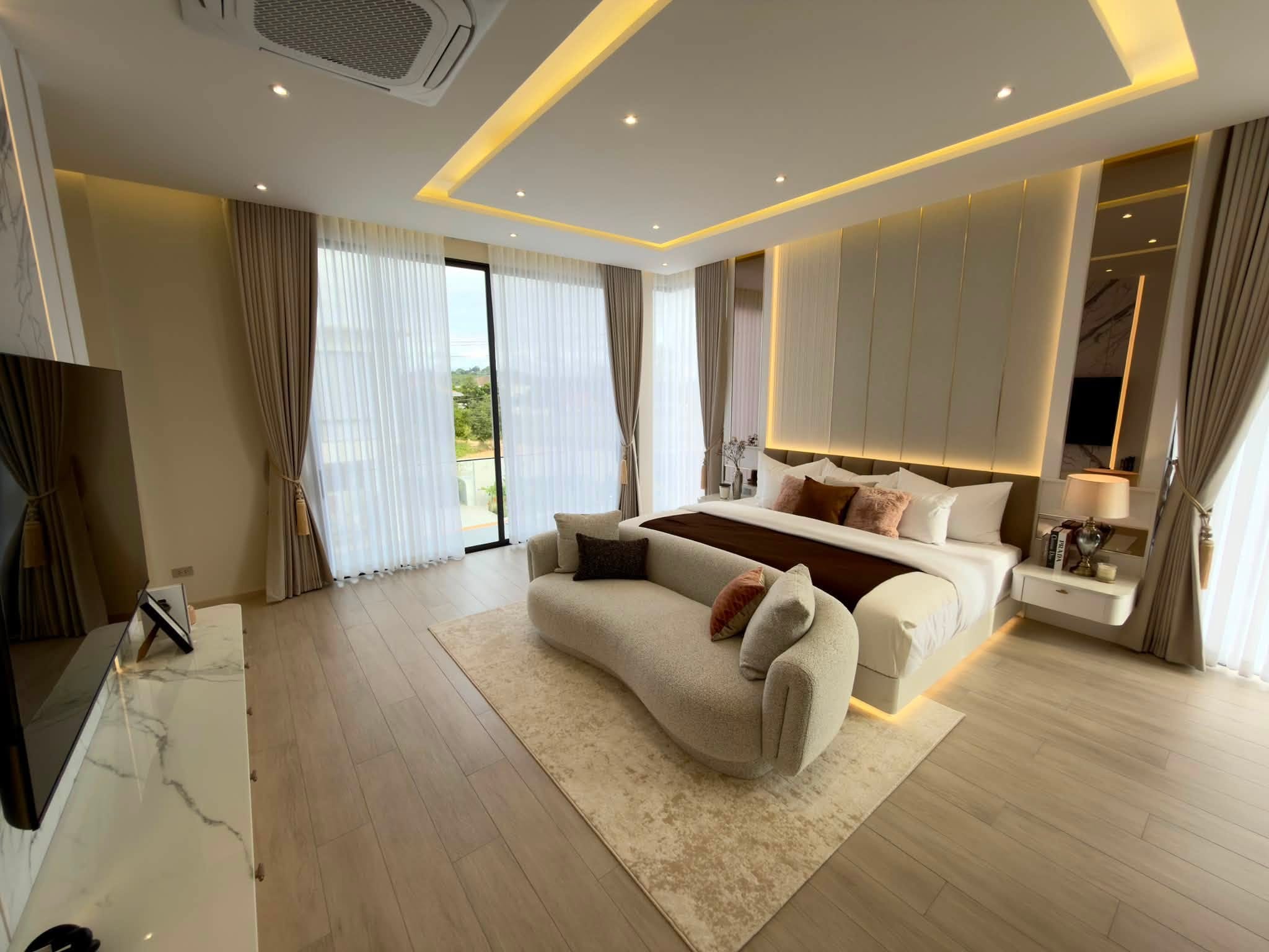 Pool-Villa-Pong-Mabrachan-Luxury-34