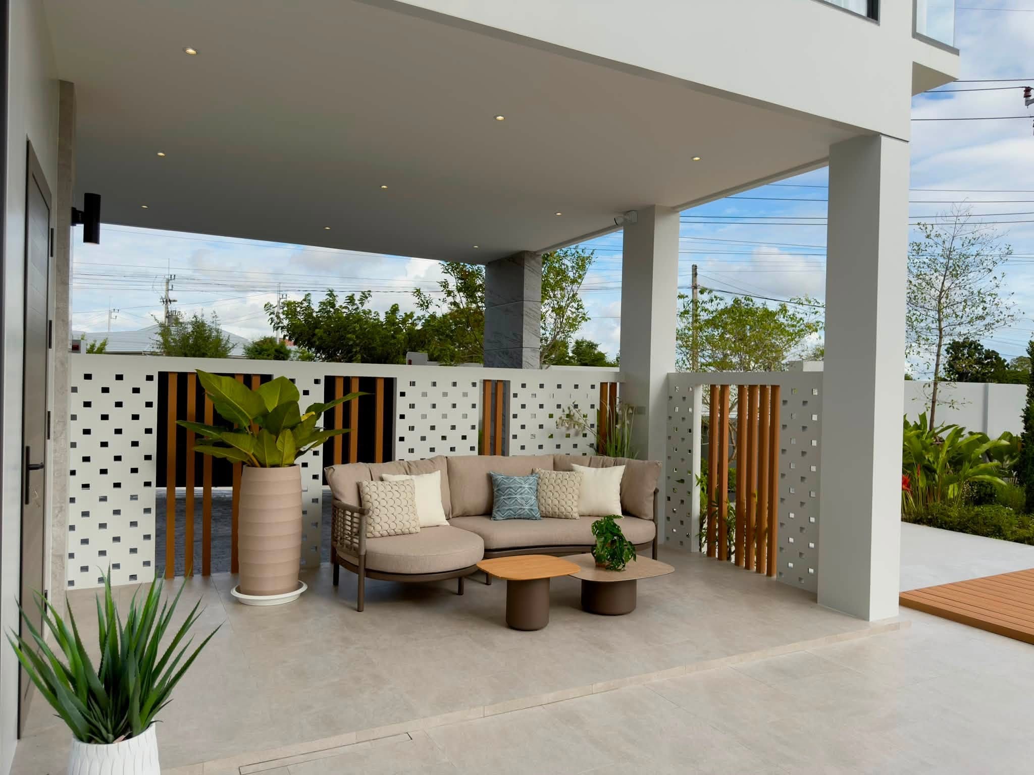 Pool-Villa-Pong-Mabrachan-Luxury-41
