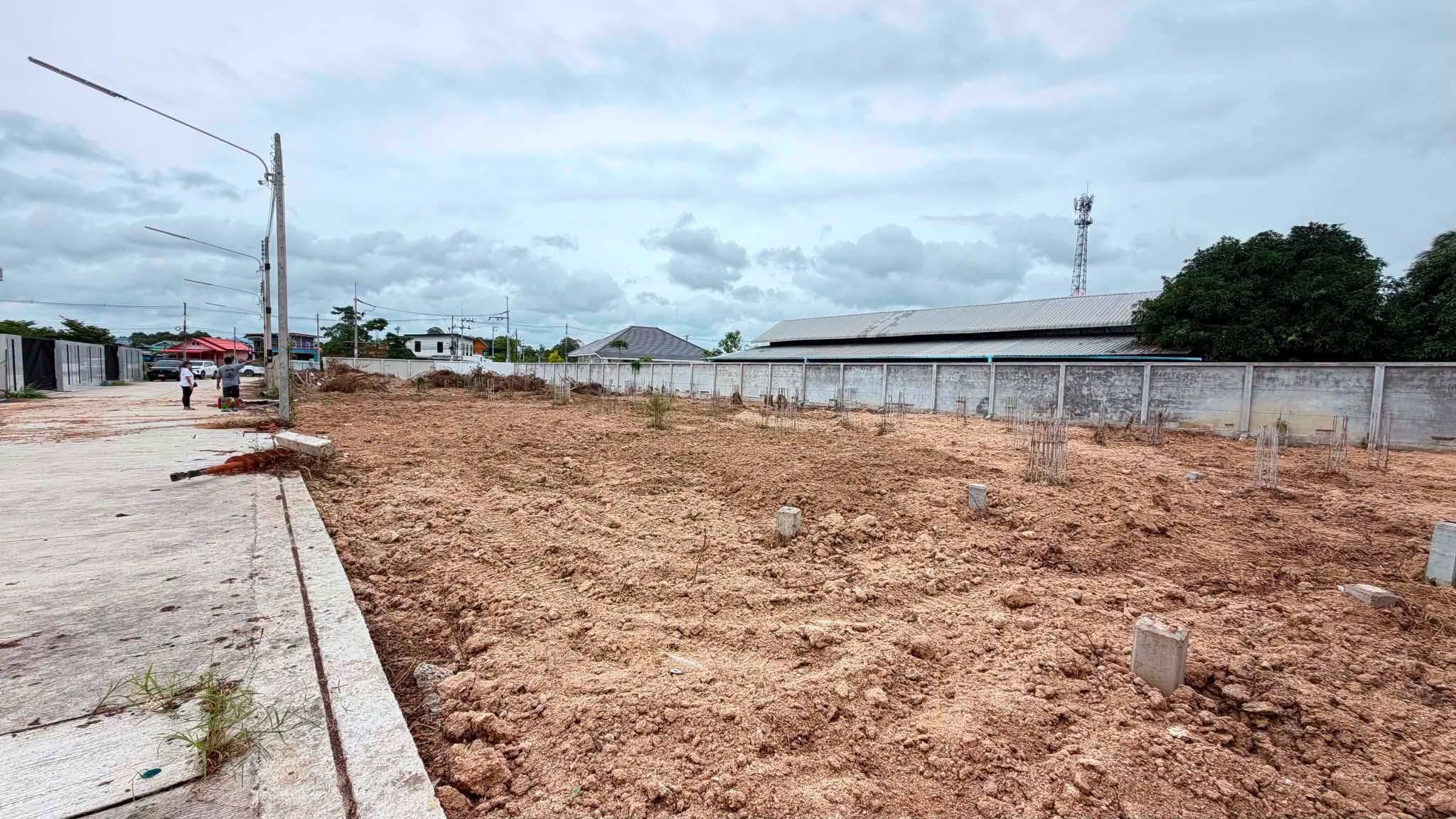 Unfinished-Project-Huay-Yai-12